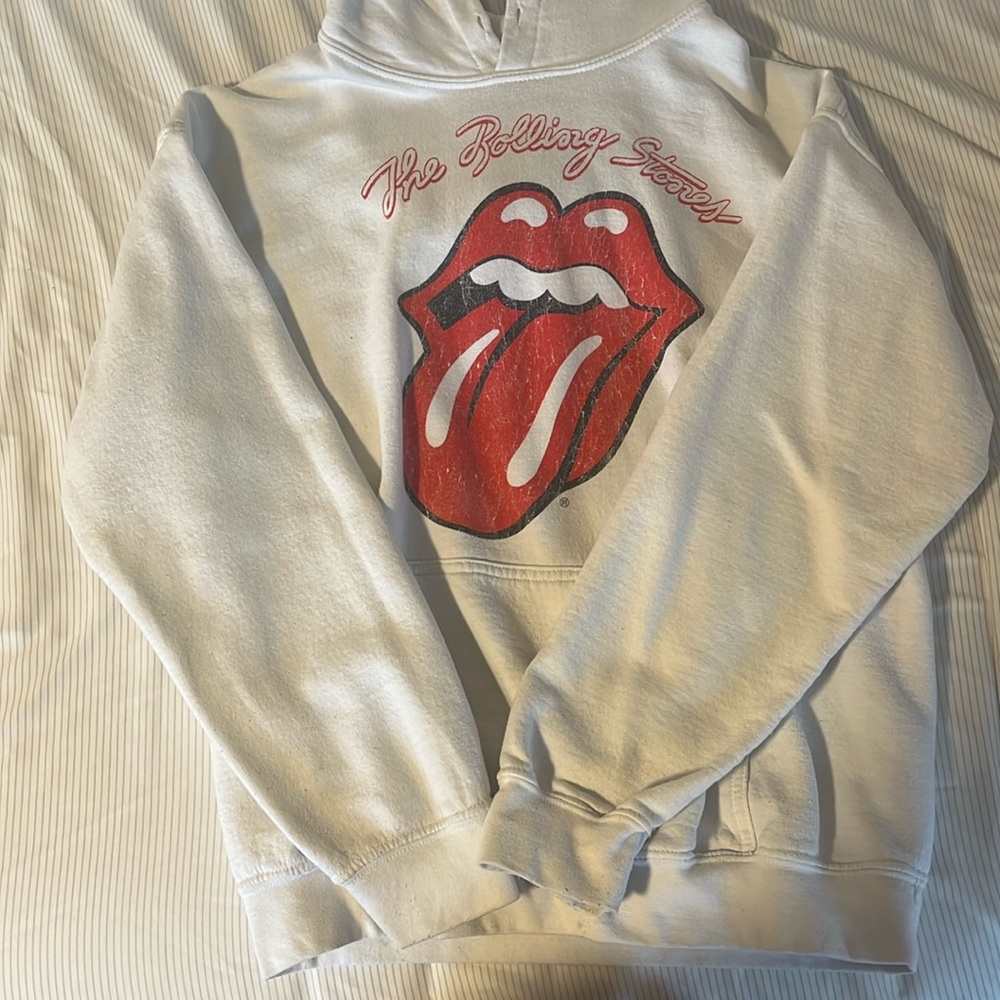 Rolling Stones Hoodie: Says size M but fits like a S